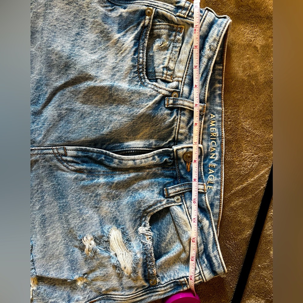 American eagle mom jean’s